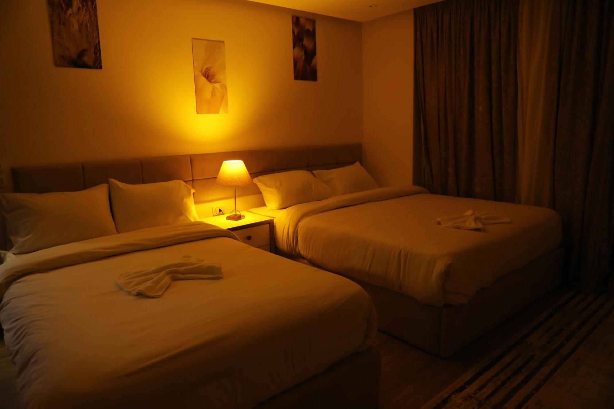 Pyramids Heart Hotel Kafret el-Gabal Exteriör bild